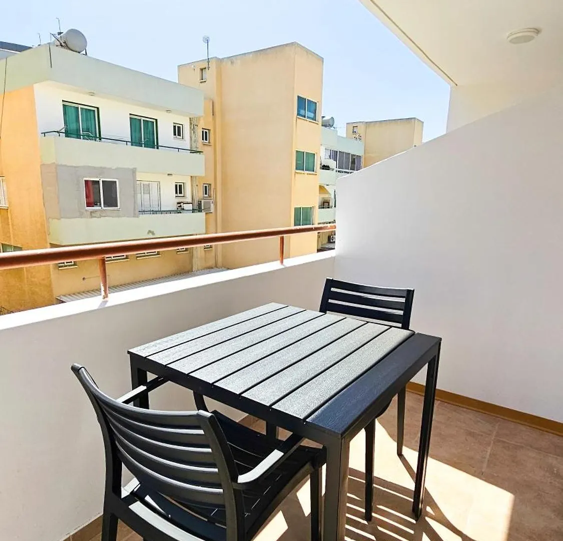 Central City Rooms Larnaca