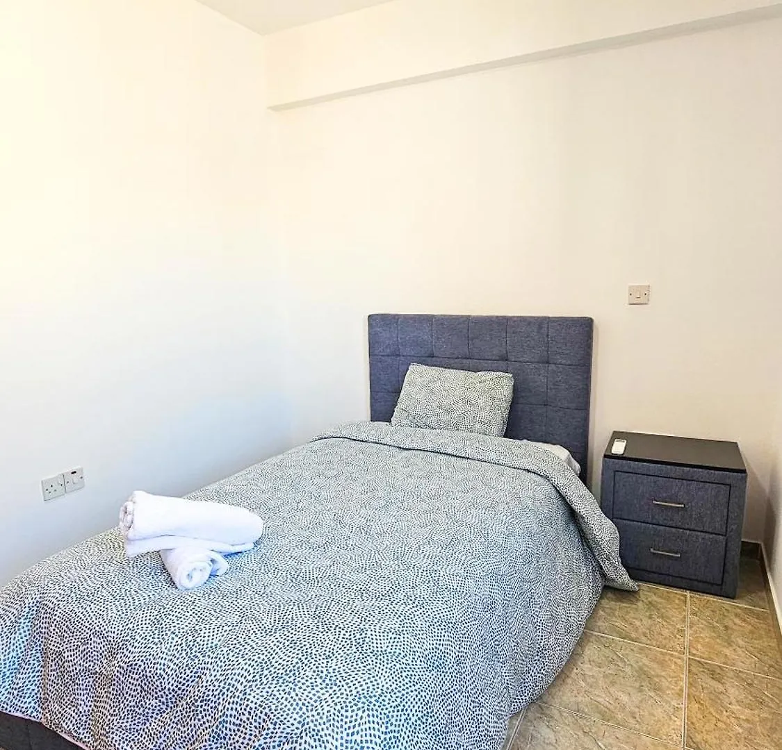 Homestay Central City Rooms Larnaca
